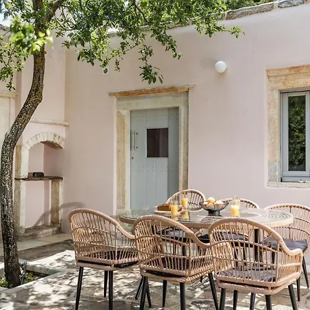 Serenity Village Apartmán *