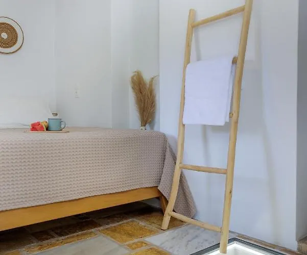 Serenity Village * Apérathos