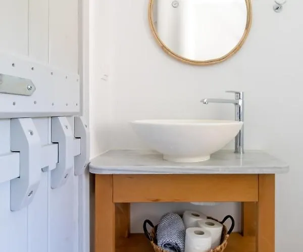 Serenity Village Apérathos